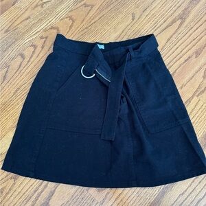 Forever 21 black mini skirt